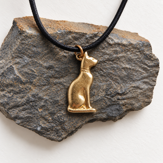 Conjunto Gatos Egipcios · Colgante y pendientes