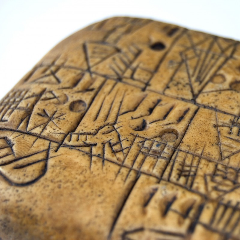 cuneiform writing tablet